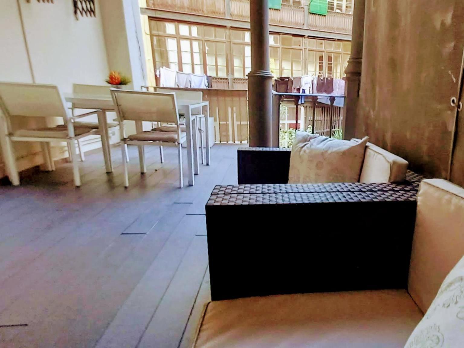 Eixample Patio Views With Amazing Terrace Apartament Barcelona